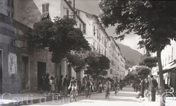 Mai 1948 course cyclistes (2)